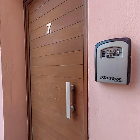 Nissi Pool View Free Wifi Апартаменты *